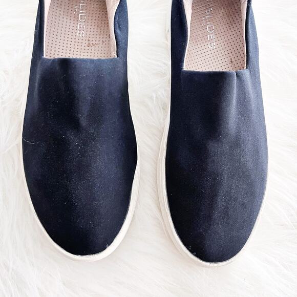 J/Slides Black Slip On Platform Sneakers - Picture 2 of 6